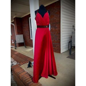 Alfred Angelo Women's Sleeveless Red Halter Long Gown Formal Dress (Size 4)